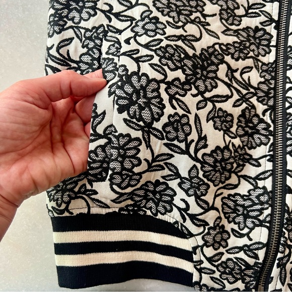 BB Dakota Floral Jacquard Addie Bomber Jacket - Picture 8 of 12